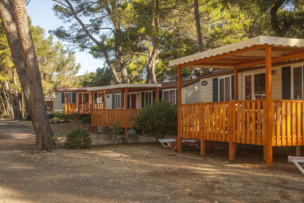 Camping Village Poljana Mali Lošinj Dış mekan fotoğraf