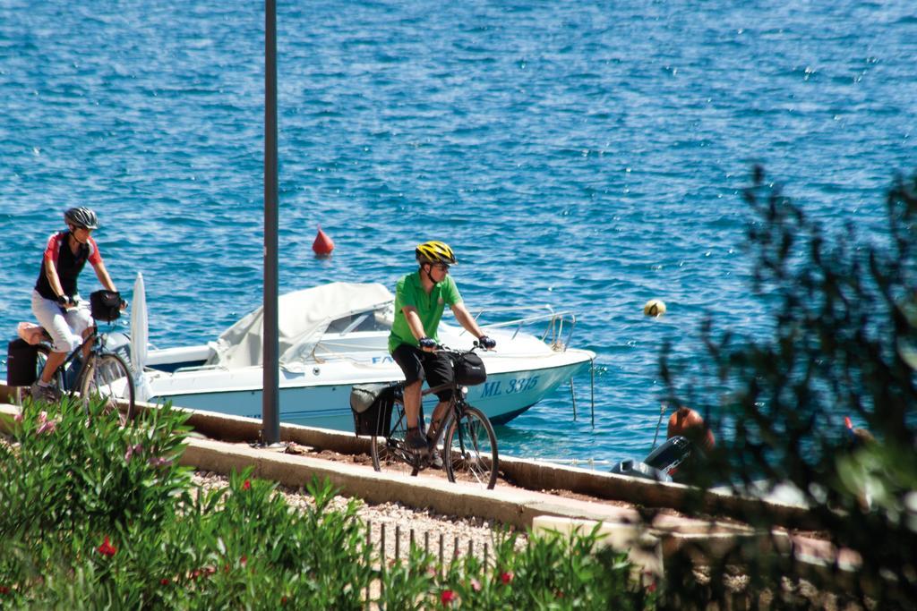 Camping Village Poljana Mali Lošinj Dış mekan fotoğraf